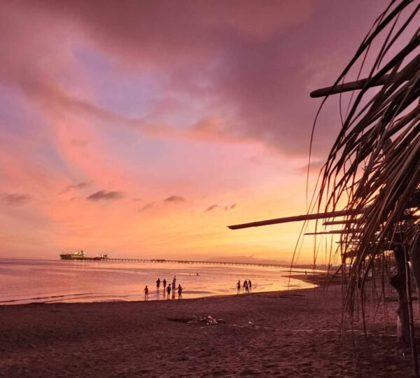 Casa Aplaya – Private Beachfront Resort in Sariaya, Quezon